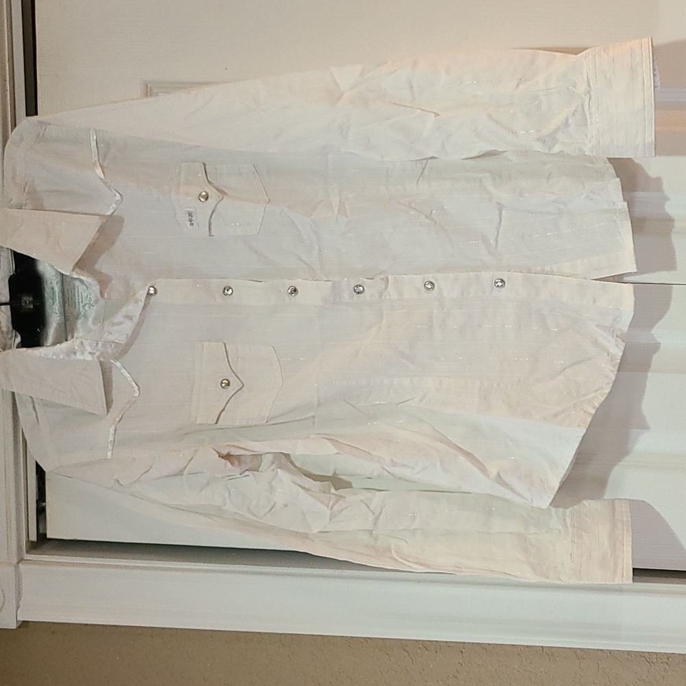Women's long sleeve Western style shirt